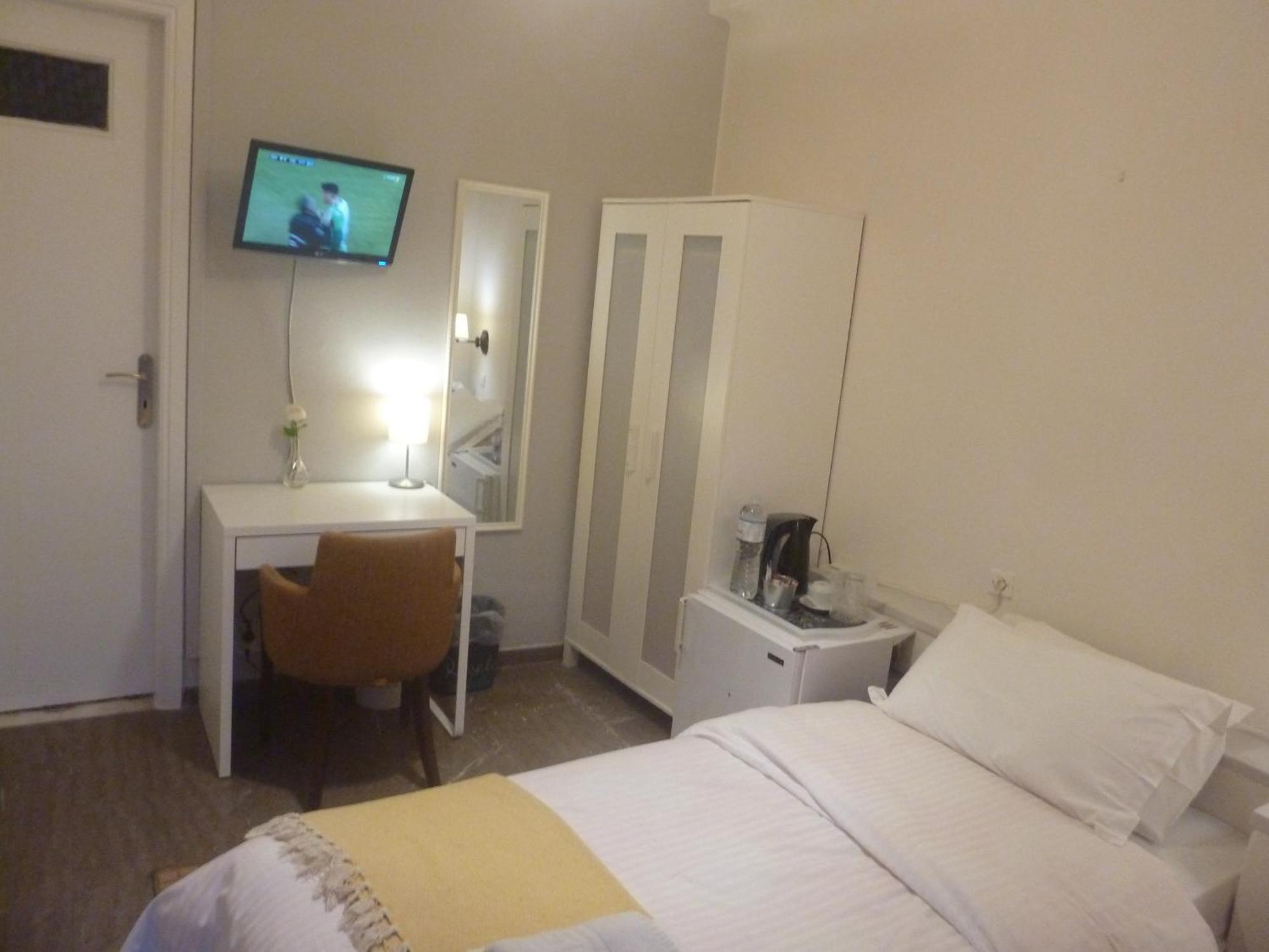 Zoe Pension Ermioni Habitación foto